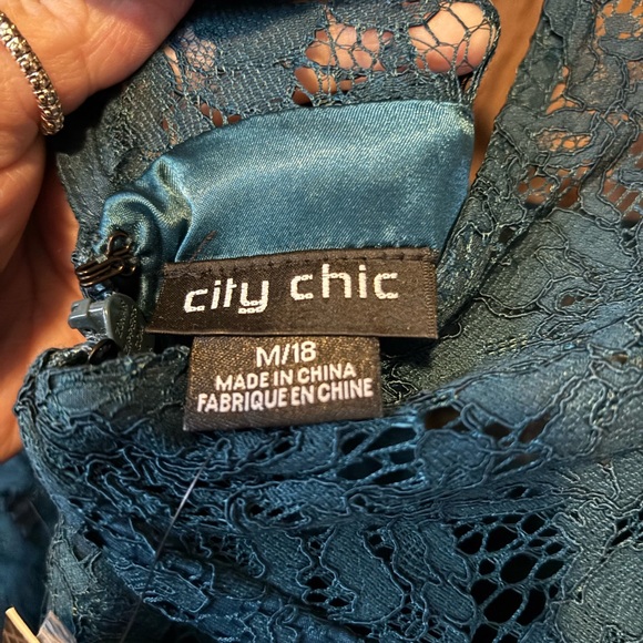 City Chic Teal Lace Overlay Long Sleeve Dress - Picture 8 of 9